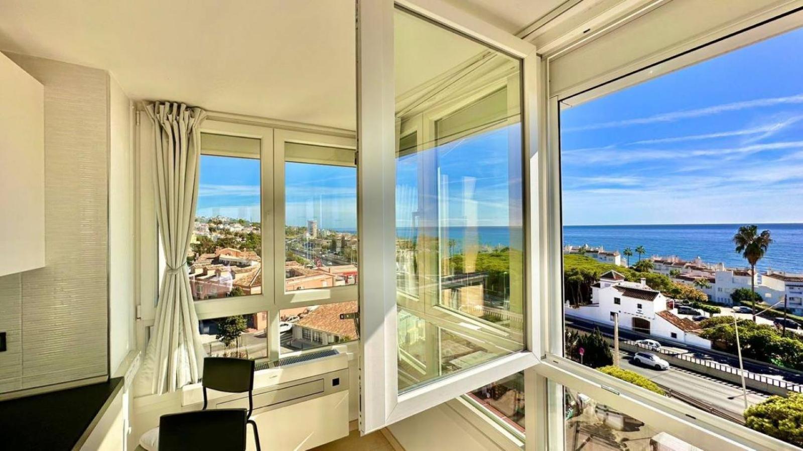 Relax Apartment Sitio de Calahonda Екстер'єр фото